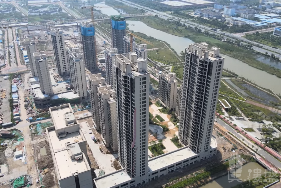 珠海中国铁建国际城，首期5万(减)，现楼发售，香港银行按揭，最新价单